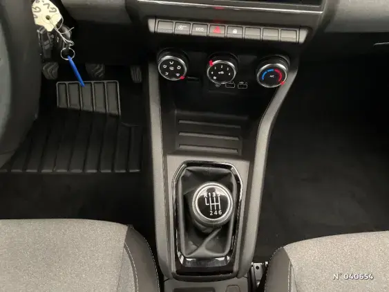 RENAULT CLIO V - voiture d'occasion - Photo 15