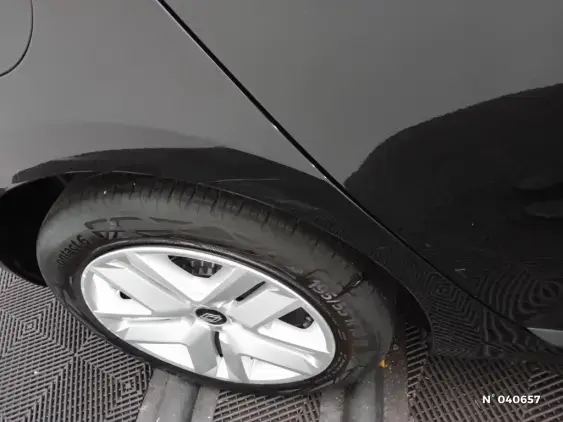 RENAULT CLIO V - voiture d'occasion - Photo 30