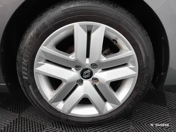 RENAULT CLIO V - voiture d'occasion - Photo 8