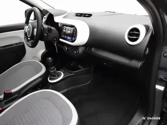 RENAULT TWINGO III - voiture d'occasion - Photo 10
