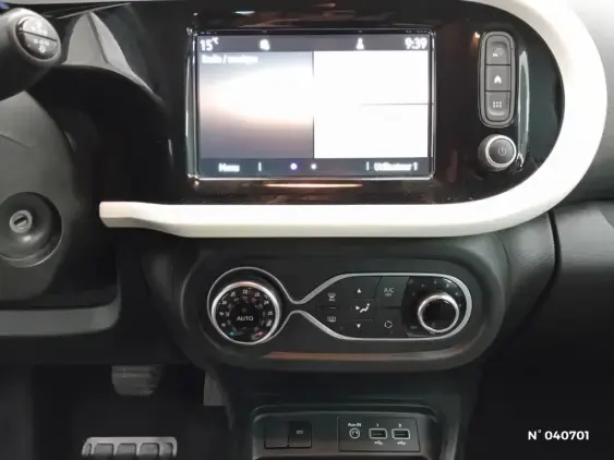 RENAULT TWINGO ELECTRIQUE III - voiture d'occasion - Photo 13