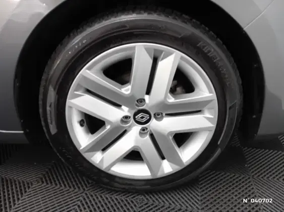 RENAULT CLIO V - voiture d'occasion - Photo 8