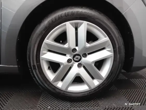 RENAULT CLIO V - voiture d'occasion - Photo 8