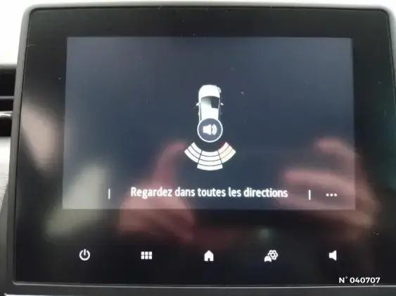 RENAULT CLIO V - voiture d'occasion - Photo 14