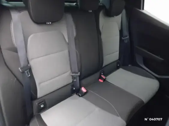 RENAULT CLIO V - voiture d'occasion - Photo 11