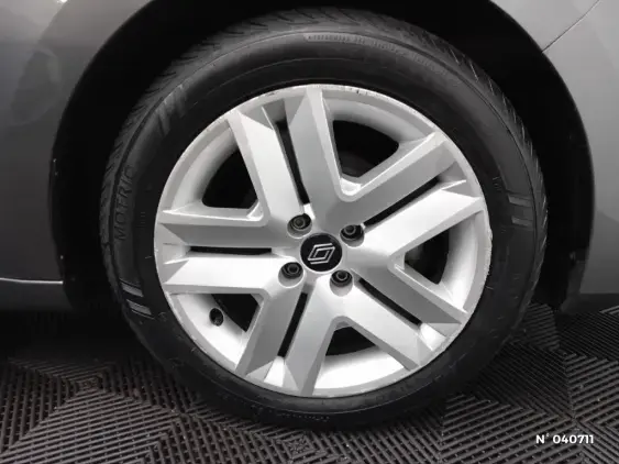 RENAULT CLIO V - voiture d'occasion - Photo 8