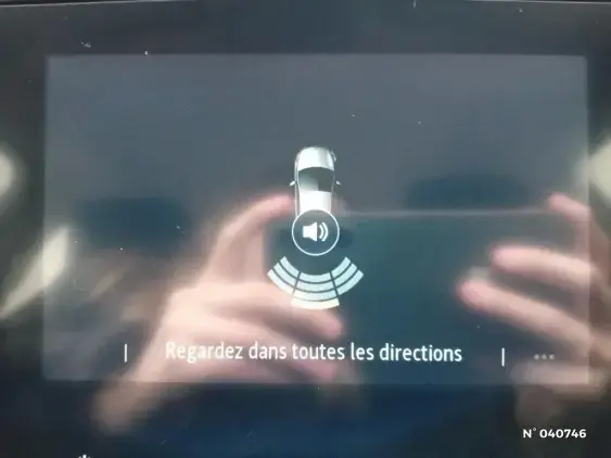 RENAULT ZOE - voiture d'occasion - Photo 14