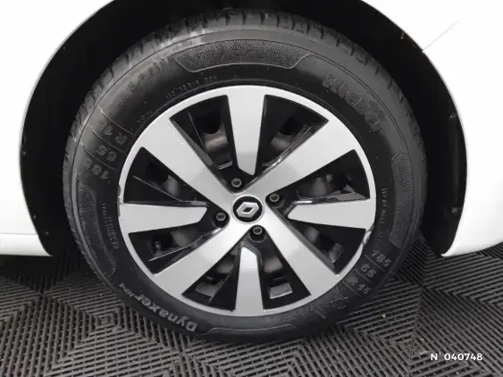 RENAULT CLIO V - voiture d'occasion - Photo 8