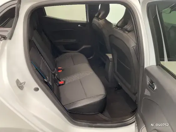 RENAULT CLIO V - voiture d'occasion - Photo 11