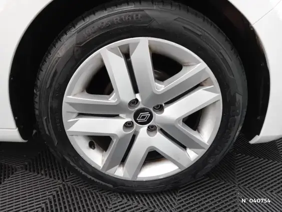 RENAULT CLIO V - voiture d'occasion - Photo 8