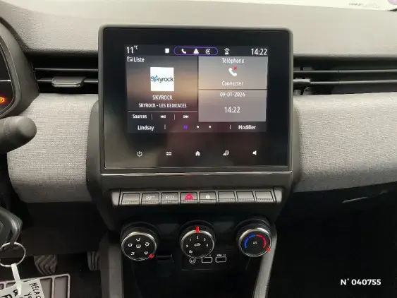 RENAULT CLIO V - voiture d'occasion - Photo 13