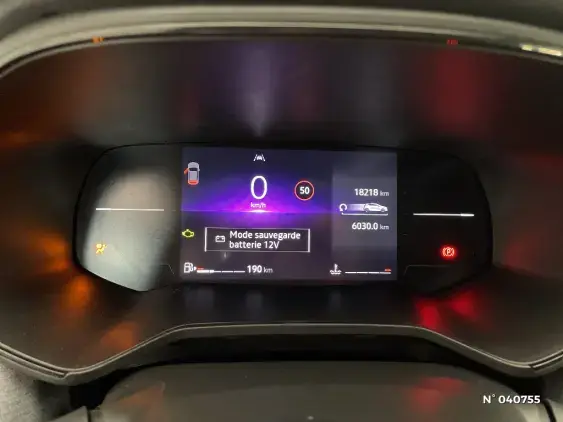 RENAULT CLIO V - voiture d'occasion - Photo 12