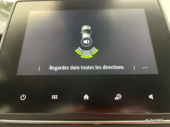 RENAULT CLIO V - voiture d'occasion - Photo 14