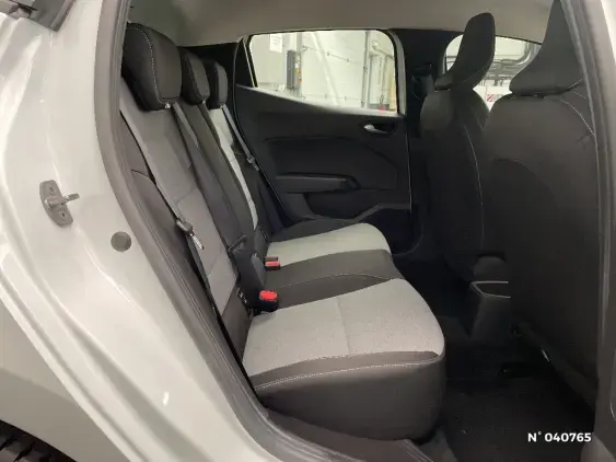 RENAULT CLIO V - voiture d'occasion - Photo 11