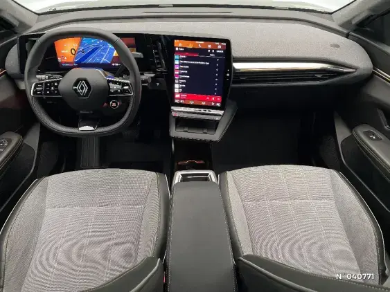 RENAULT SCENIC V ELECTRIQUE - voiture d'occasion - Photo 9