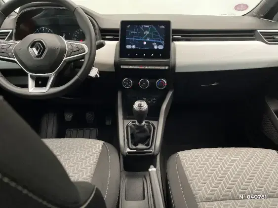 RENAULT CLIO V - voiture d'occasion - Photo 12