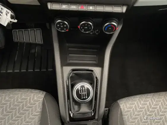 RENAULT CLIO V - voiture d'occasion - Photo 14