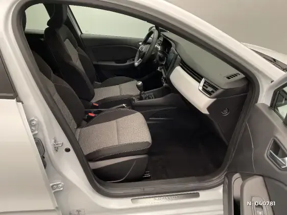 RENAULT CLIO V - voiture d'occasion - Photo 9