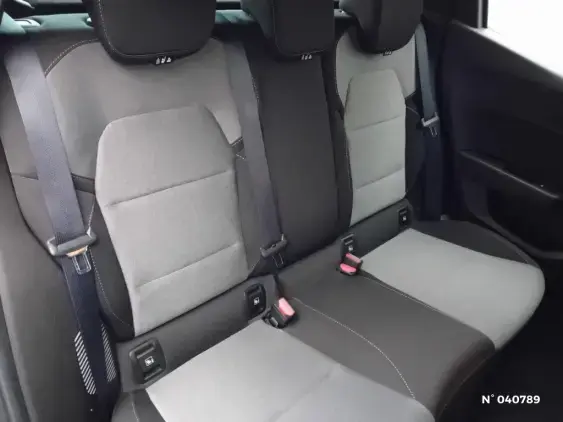 RENAULT CLIO V - voiture d'occasion - Photo 11