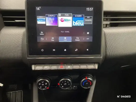 RENAULT CLIO V - voiture d'occasion - Photo 13