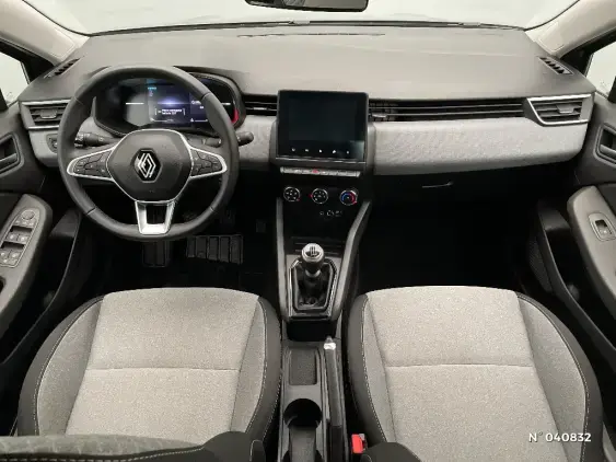 RENAULT CLIO V - voiture d'occasion - Photo 9