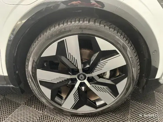 RENAULT MEGANE V - voiture d'occasion - Photo 8