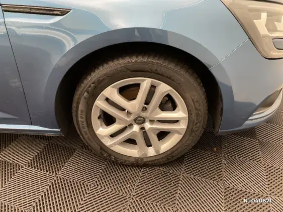 RENAULT MEGANE IV - voiture d'occasion - Photo 8