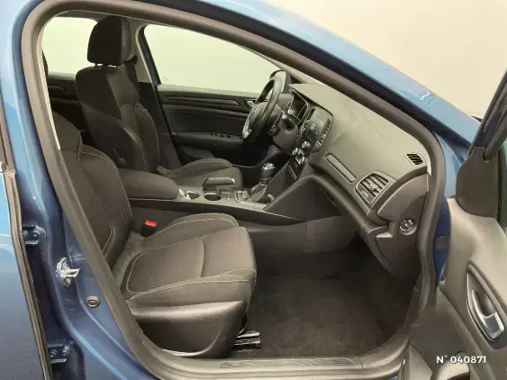 RENAULT MEGANE IV - voiture d'occasion - Photo 10