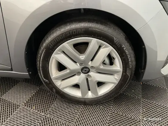 RENAULT CLIO V - voiture d'occasion - Photo 8