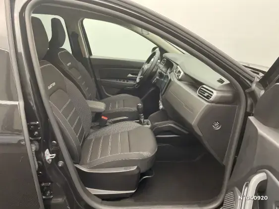 DACIA DUSTER II - voiture d'occasion - Photo 10