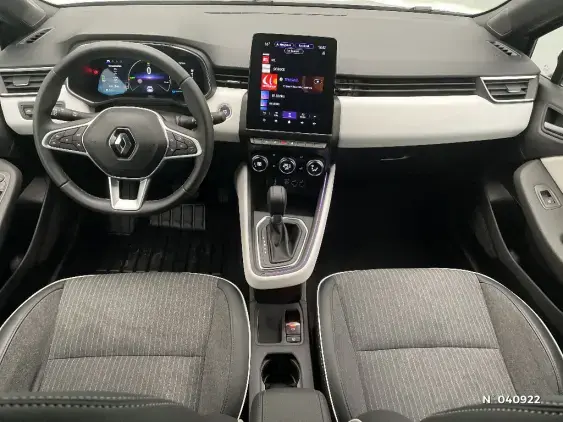 RENAULT CLIO V - voiture d'occasion - Photo 9