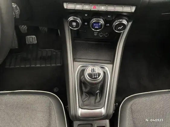 RENAULT CAPTUR II - voiture d'occasion - Photo 15