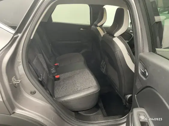 RENAULT CAPTUR II - voiture d'occasion - Photo 11