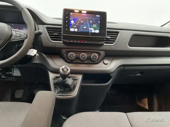 RENAULT TRAFIC III - voiture d'occasion - Photo 13