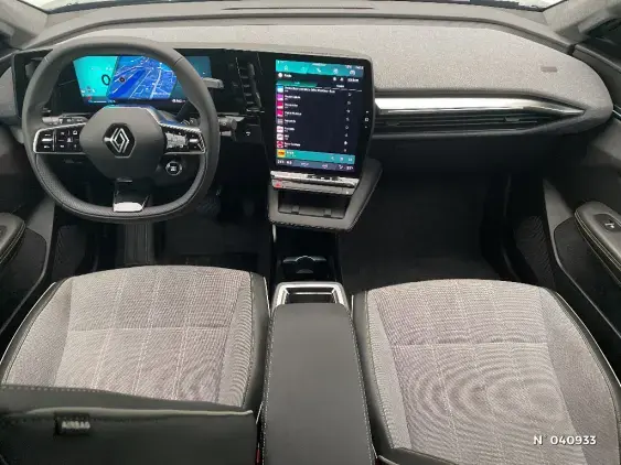 RENAULT SCENIC V ELECTRIQUE - voiture d'occasion - Photo 9