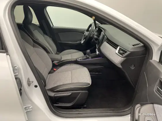 RENAULT CLIO V - voiture d'occasion - Photo 10