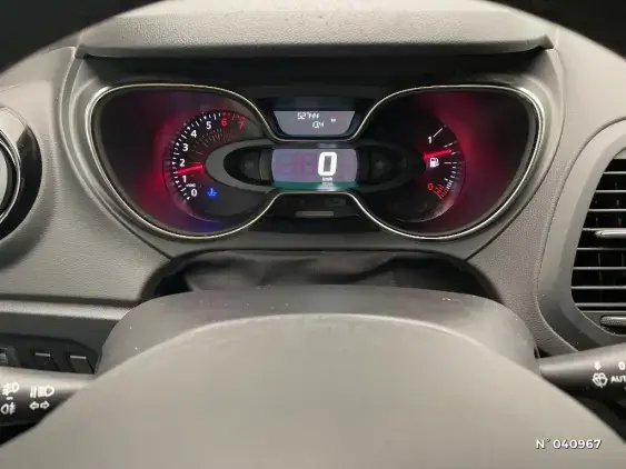 RENAULT CAPTUR - voiture d'occasion - Photo 12