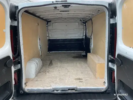RENAULT TRAFIC FG III - voiture d'occasion - Photo 7