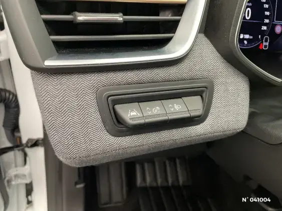 RENAULT CLIO V - voiture d'occasion - Photo 15