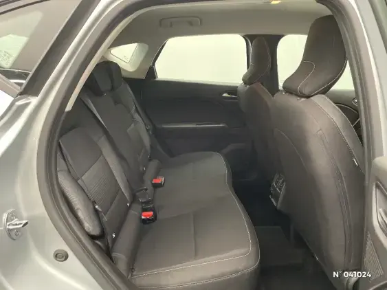 RENAULT CAPTUR II - voiture d'occasion - Photo 11