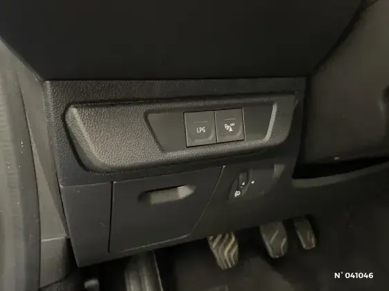 DACIA SANDERO III - voiture d'occasion - Photo 15