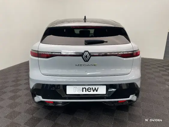 RENAULT MEGANE V - voiture d'occasion - Photo 6