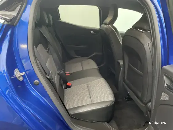 RENAULT CLIO V - voiture d'occasion - Photo 11