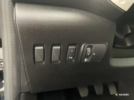 RENAULT TWINGO III - voiture d'occasion - Photo 15