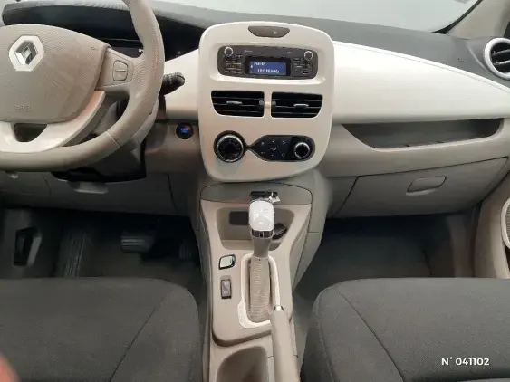 RENAULT ZOE - voiture d'occasion - Photo 13