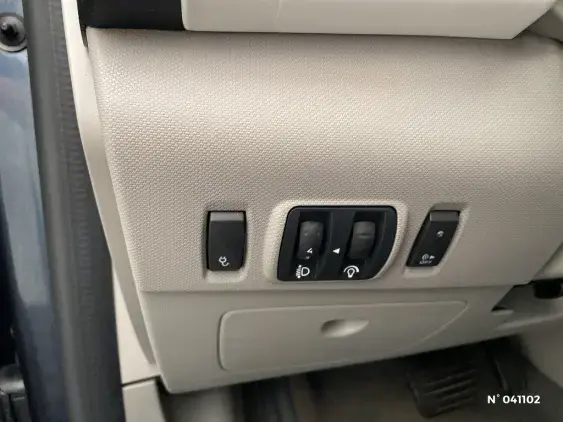 RENAULT ZOE - voiture d'occasion - Photo 14
