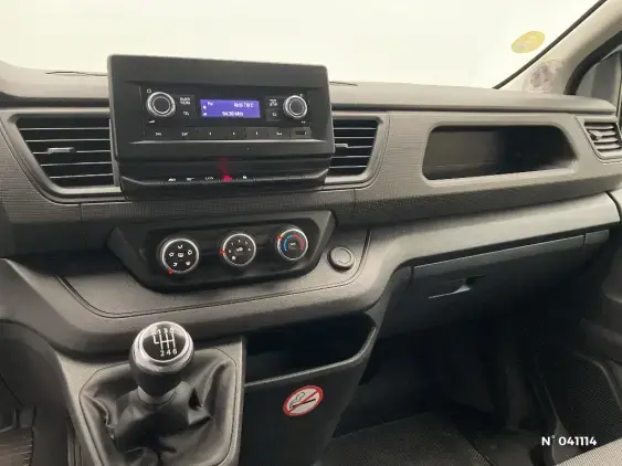 RENAULT TRAFIC FG III - voiture d'occasion - Photo 13