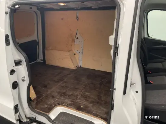 RENAULT TRAFIC FG III - voiture d'occasion - Photo 11