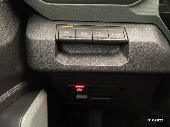 DACIA DUSTER III - voiture d'occasion - Photo 15