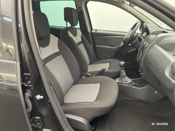 DACIA DUSTER - voiture d'occasion - Photo 10